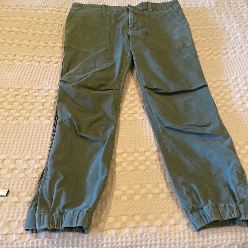 Nikki Lotan. Cropped military pant.